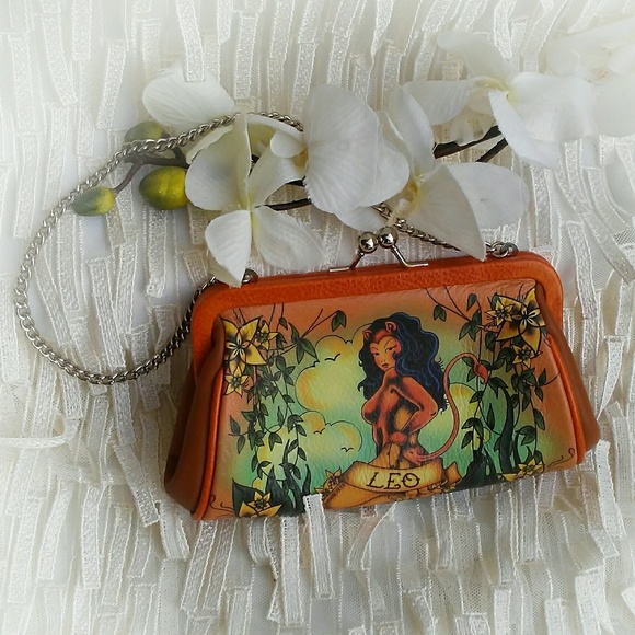 Isabella fiore clutch clearance